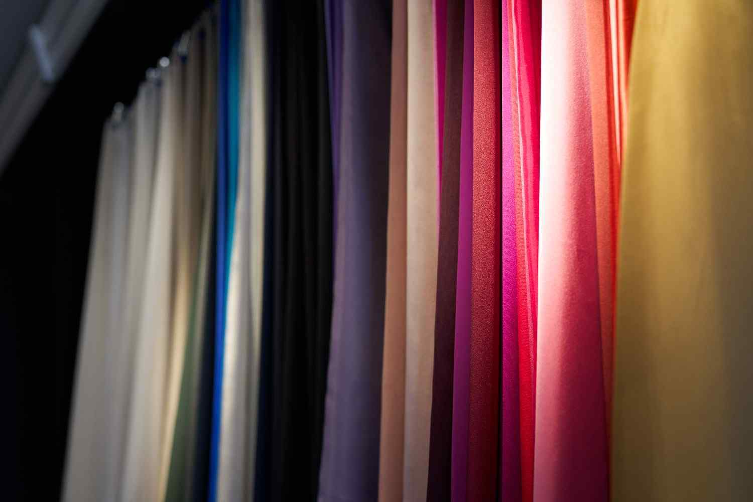How To Find Ideal Ready Made Curtains Wholesale Supplier In Parramatta?